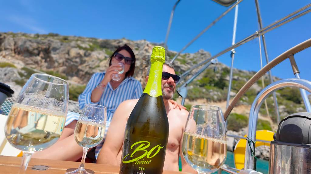 Private and Luxury Day Cruise with Edisa