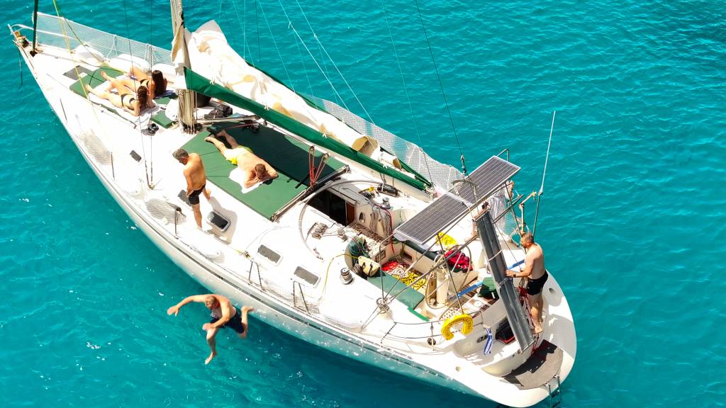 Water inspires you. Private Sunset Cruise with Edisa